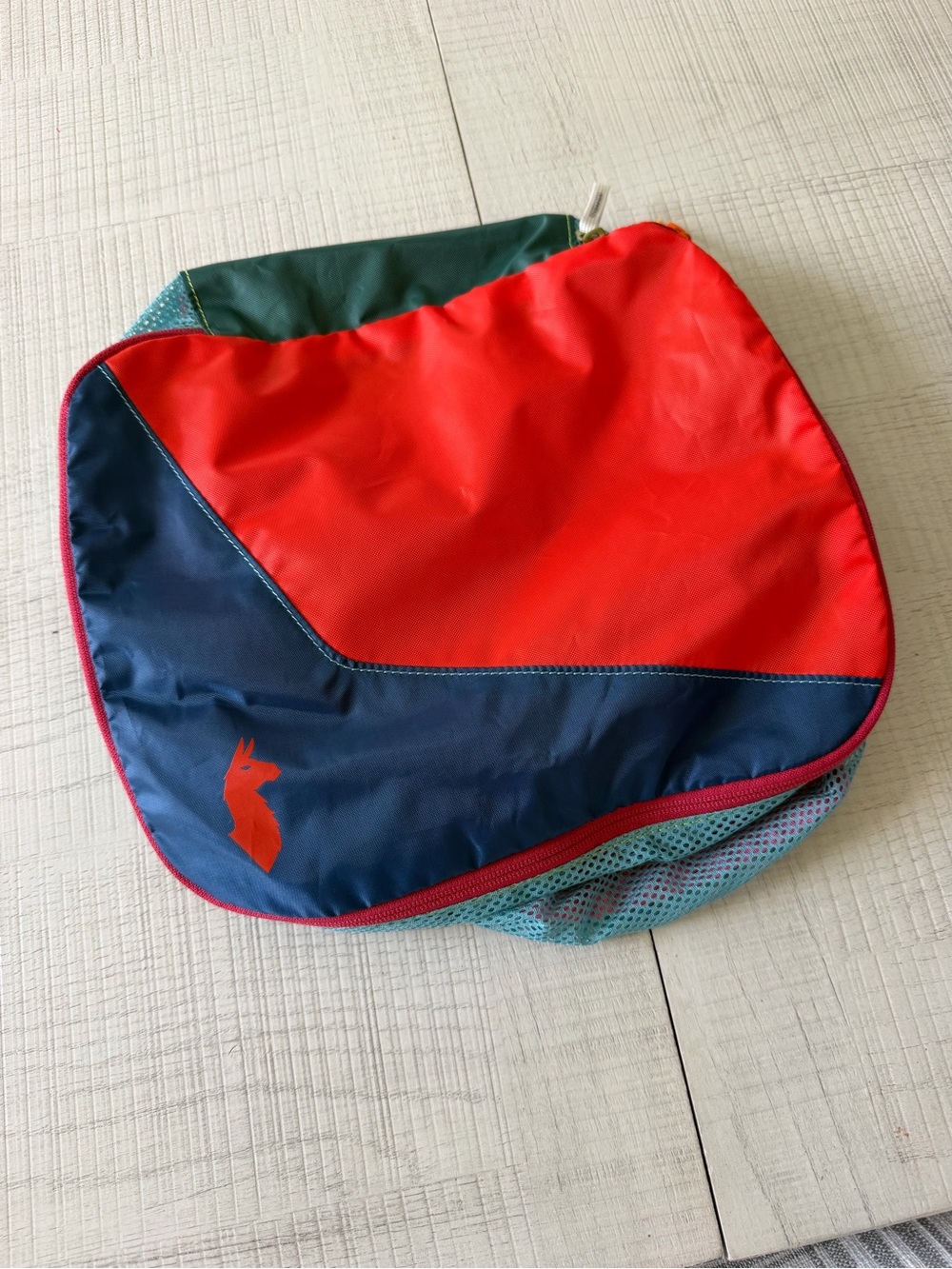 Cotopaxi 10L Travel Pouch - Blue, Red, Green